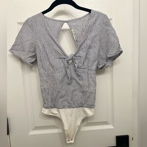 Abercrombie & Fitch Blue and White Striped Bodysuit - XS nwot